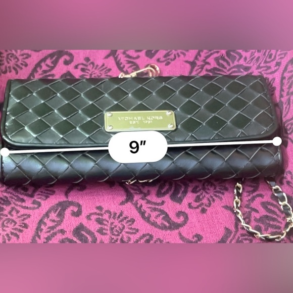 Michael Kors Black Leather Clutch With Chain - Picture 11 of 14